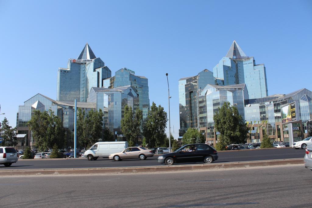 Nadezhda Apartments In Samal Almatı Dış mekan fotoğraf